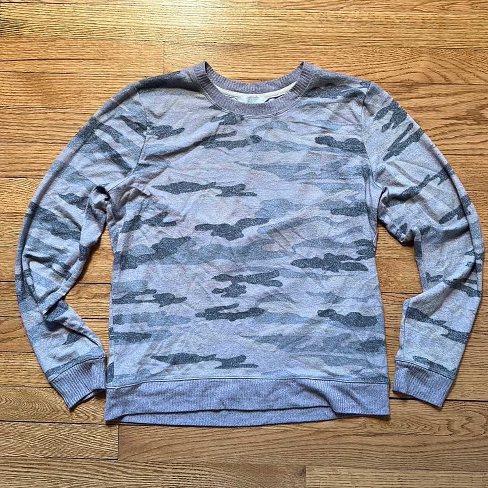 Lucky Brand Camo Sweater size: M